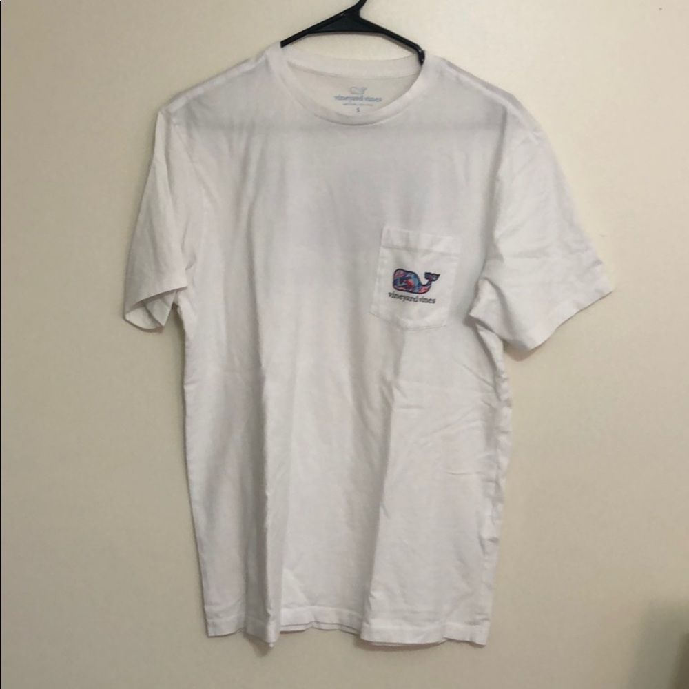 Vineyard vines tee shirt (white)